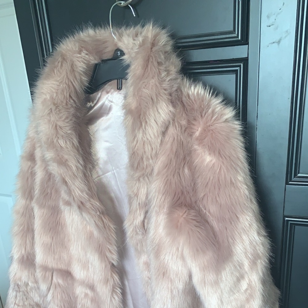 Express fur coat